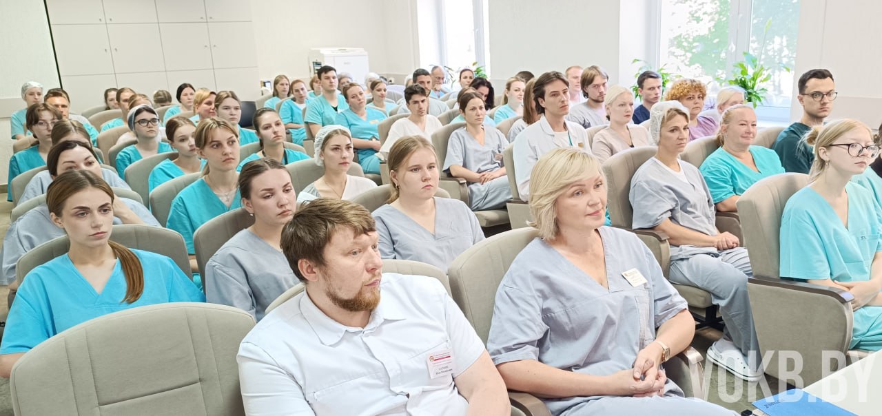 Уверенный старт в профессию: в УЗ «ВОКБ» состоялась традиционная встреча с врачами-интернами и молодыми специалистами