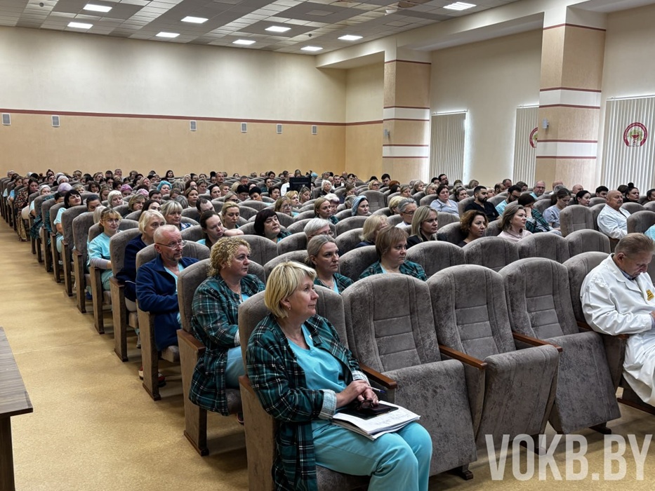 Информационная безопасность — национальный приоритет: в УЗ «ВОКБ» прошла встреча в рамках «Кибермарафона»